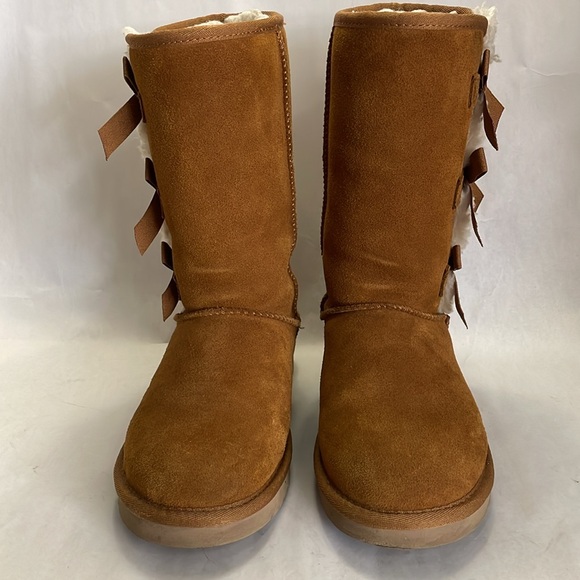 Koolaburra by UGG Tan Suede Boots, Mid-length, Flats, size 6 - Picture 3 of 8